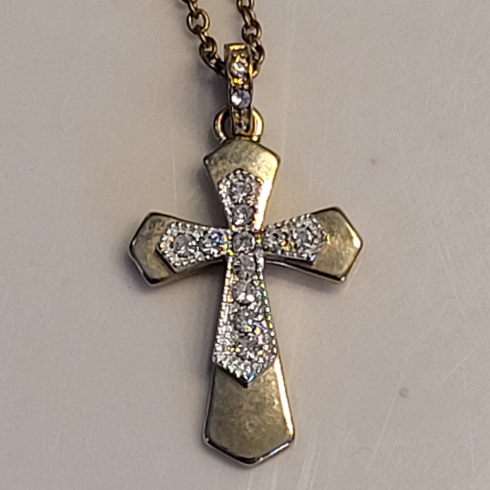 Cross Necklace Gold-tone Cross With Sparkling Crystal Accents - Picture 8 of 16